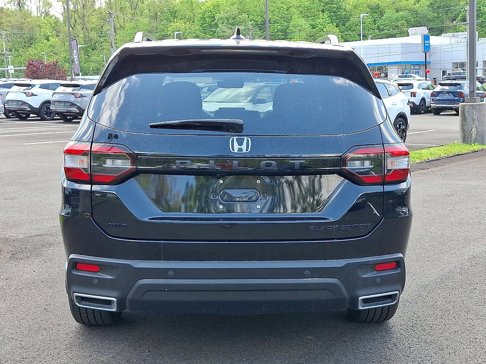 2025 Honda Pilot — detail view